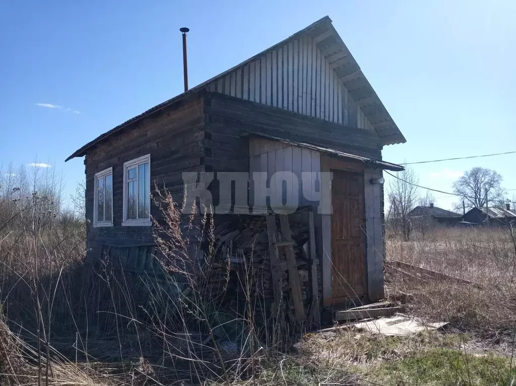 Дом в Вологодская область, Сокольский муниципальный округ, д. ... - Фото 0