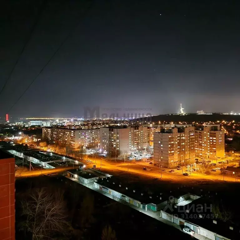 4-к кв. Волгоградская область, Волгоград ул. Рихарда Зорге, 56 (79.3 ... - Фото 0