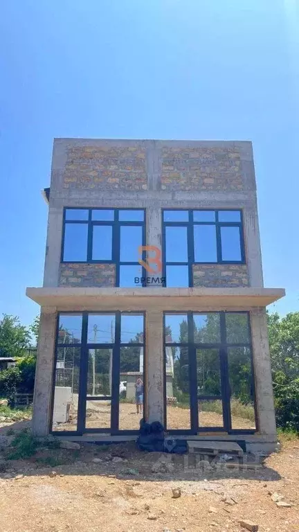 Дом в Севастополь Ленинский муниципальный округ,  (100 м) - Фото 2