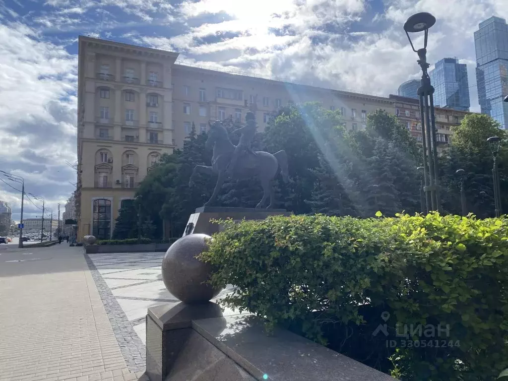 Комната Москва Кутузовский просп., 24 (15.0 м) - Фото 2