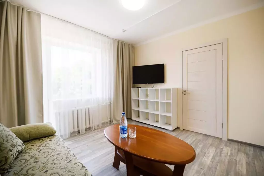 Комната Калининградская область, Зеленоградск ул. Ленина, 36 (1.0 м) - Фото 1