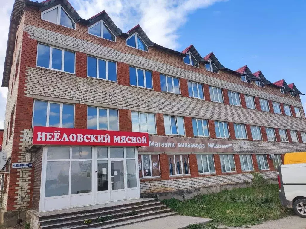 Помещение свободного назначения в Псковская область, Псковский район, ... - Фото 1