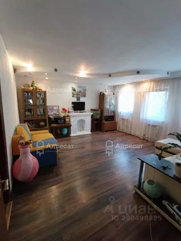 Дом в Волгоградская область, Волгоград пос. Сакко и Ванцетти, ул. ... - Фото 1