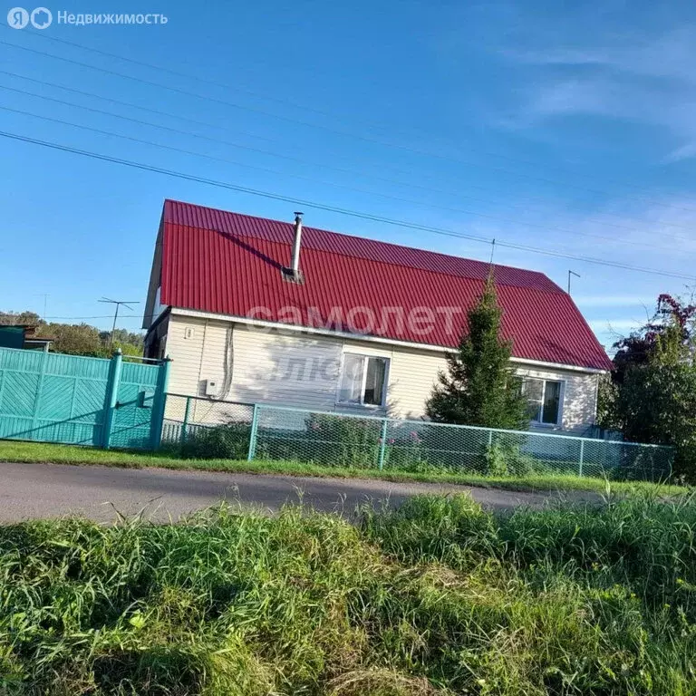 Дом в село Октябрьское, улица Труда, 8 (76 м) - Фото 1