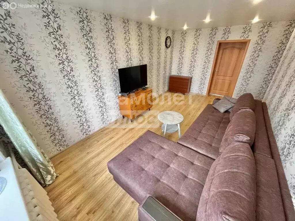 3-комнатная квартира: Ижевск, Тверская улица, 50 (59.9 м) - Фото 2