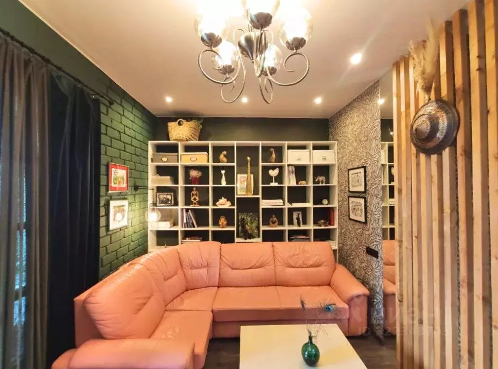 1-к кв. Татарстан, Казань ул. Столярова, 3 (55.0 м) - Фото 1