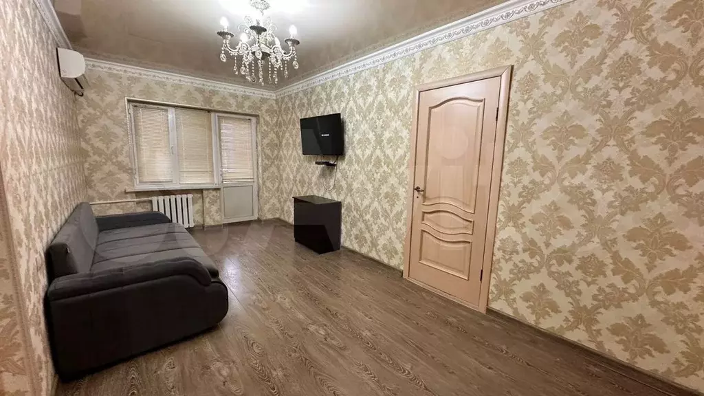 2-к. квартира, 44 м, 5/5 эт. - Фото 1