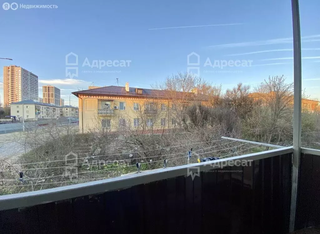 2-комнатная квартира: Волгоград, посёлок Ангарский, улица Полины ... - Фото 2