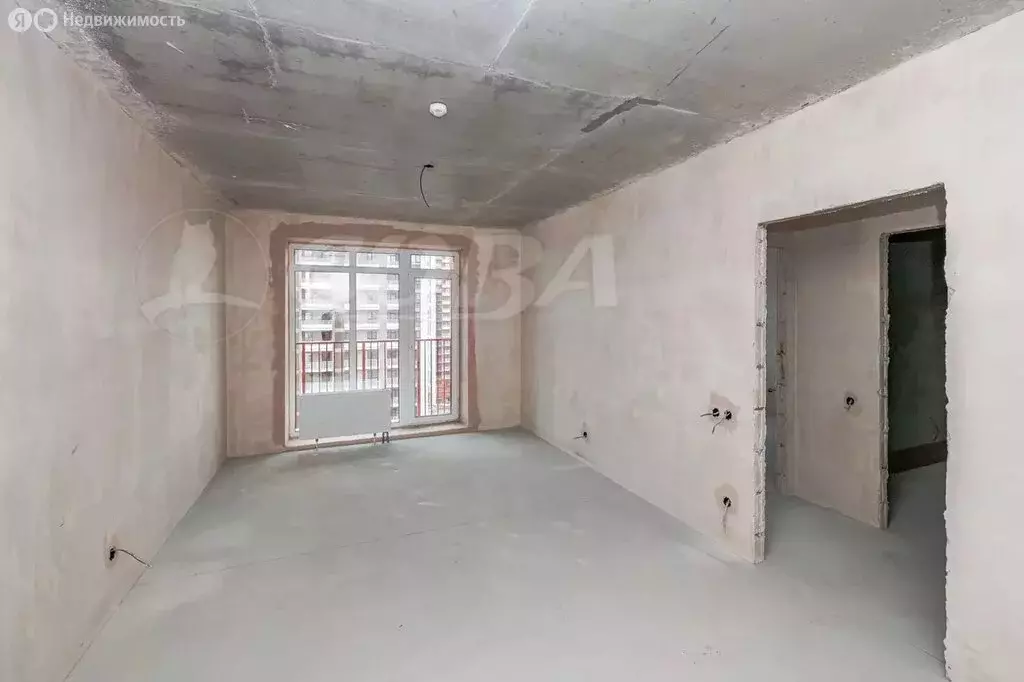 2-комнатная квартира: Тюмень, улица Ильи Кургузова, 1 (66 м) - Фото 1