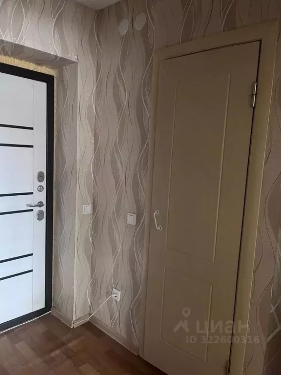 1-к кв. Марий Эл, Йошкар-Ола ул. Петрова, 32А (33.0 м) - Фото 1