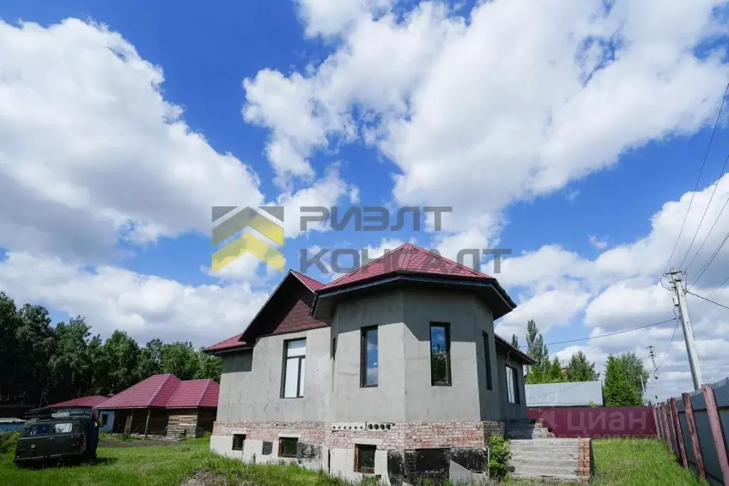 Дом в Омская область, Омский район, с. Усть-Заостровка Березовая ул. ... - Фото 1