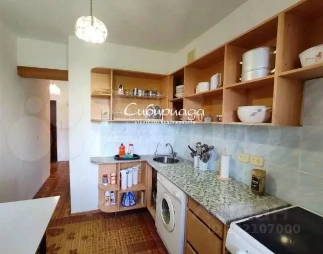 3-к кв. Тюменская область, Тюмень ул. Мельникайте, 81 (52.0 м) - Фото 2