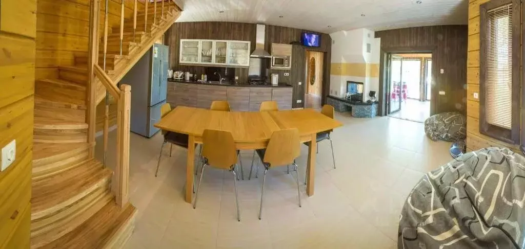 Дом в Карелия, Лахденпохский муниципальный округ, пос. Сорола ул. ... - Фото 2