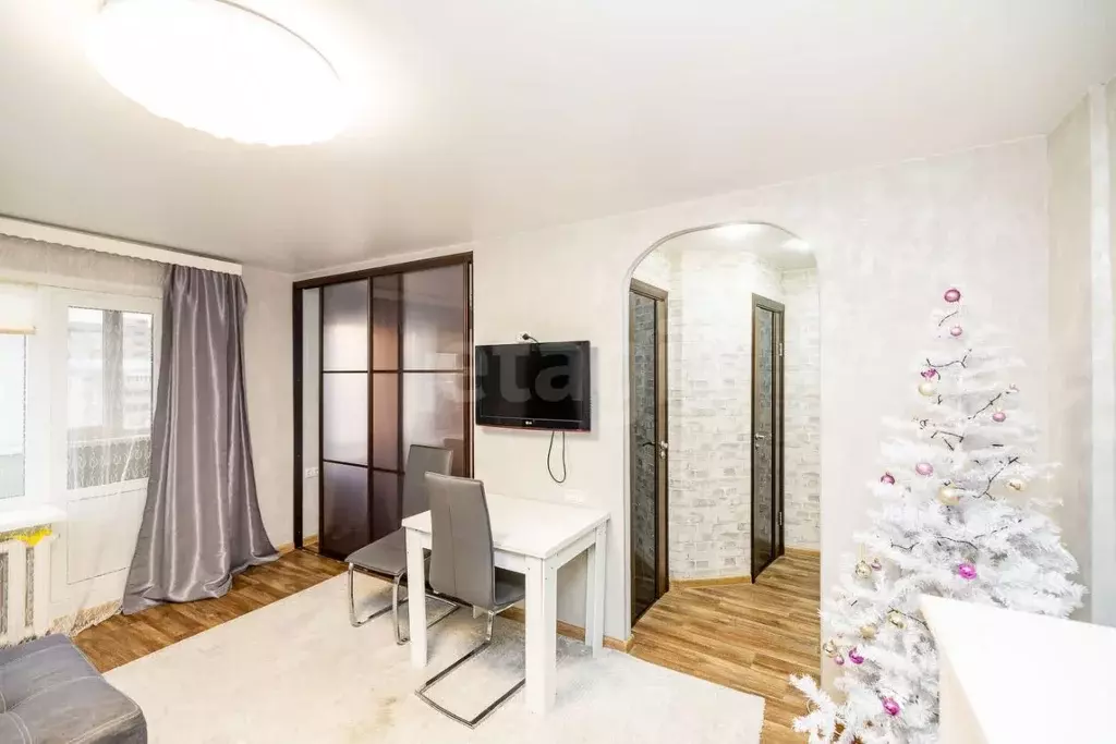 2-к кв. Ханты-Мансийский АО, Сургут ул. Бахилова, 9А (36.3 м) - Фото 1