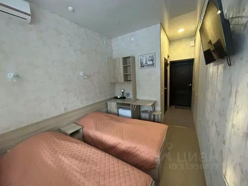 Комната Челябинская область, Чебаркуль Еловая ул., 62А (13.0 м) - Фото 0
