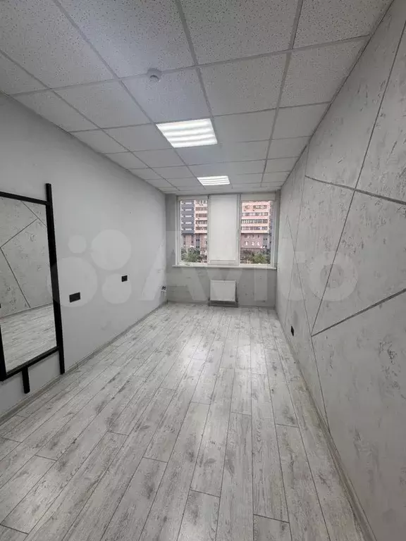 Сдается в аренду офис в ЖК Центральном - 10,4 м2 - Фото 1