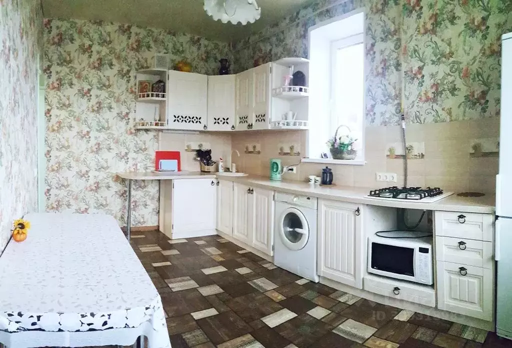 2-к кв. Нижегородская область, с. Дивеево ул. Юбилейная, 36 (62.0 м) - Фото 1