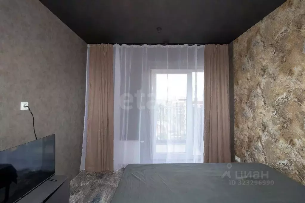 3-к кв. Тюменская область, Тюмень ул. Газовиков, 38к1 (84.4 м) - Фото 1