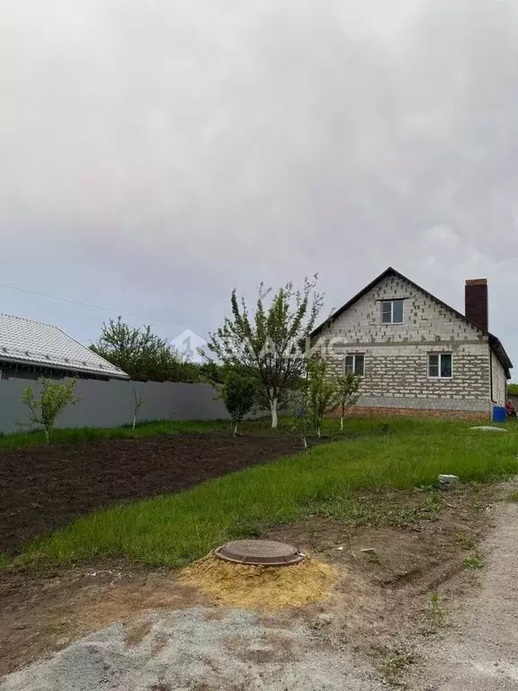 Дом в Белгородская область, Белгородский район, с. Стрелецкое ул. ... - Фото 1