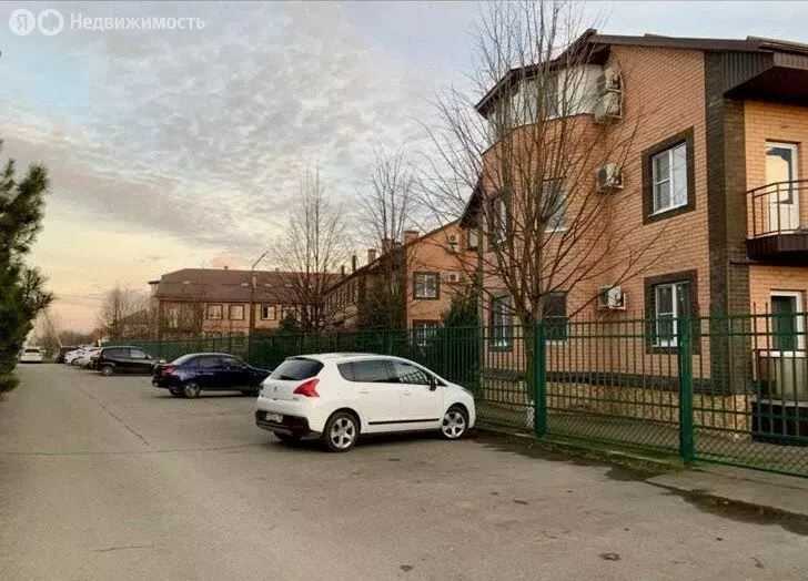 4-комнатная квартира: станица Новотитаровская, Выгонная улица, 35 ... - Фото 2