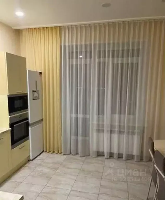 2-к кв. Иркутская область, Иркутск ул. Красноказачья, 74 (69.9 м) - Фото 1