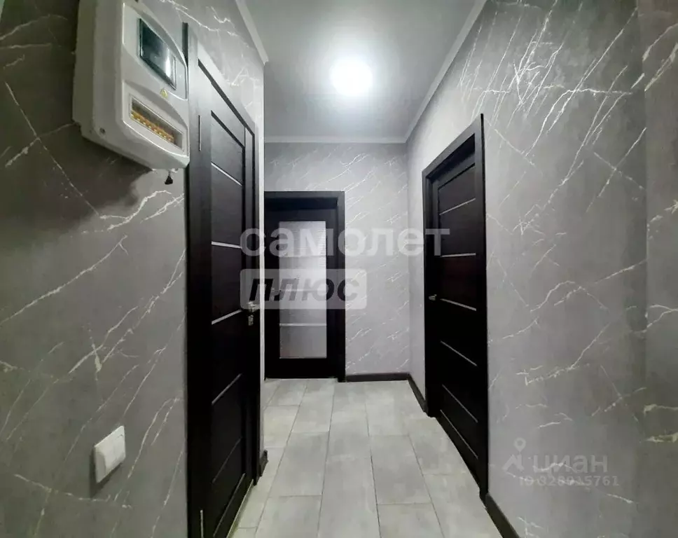 3-к кв. Краснодарский край, Туапсе пл. Ильича, 4 (50.2 м) - Фото 2