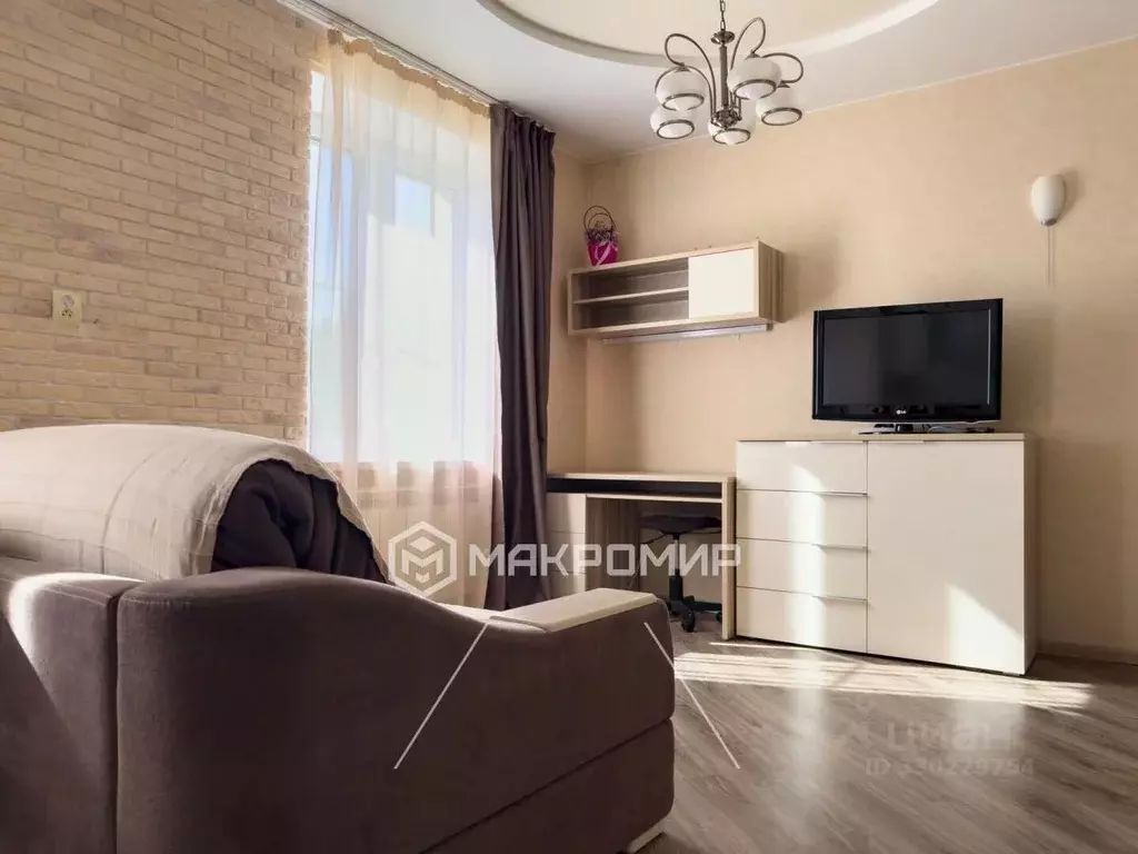 Студия Кировская область, Киров ул. Садаковская, 2 (32.7 м) - Фото 1