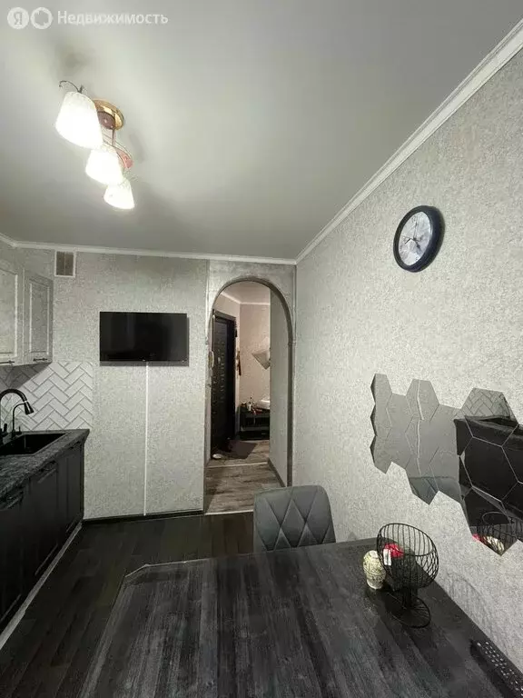 2-комнатная квартира: Ясный, улица Ленина, 11 (53 м) - Фото 0