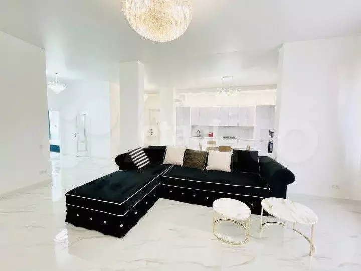 3-к. квартира, 120 м, 2/4 эт. - Фото 1