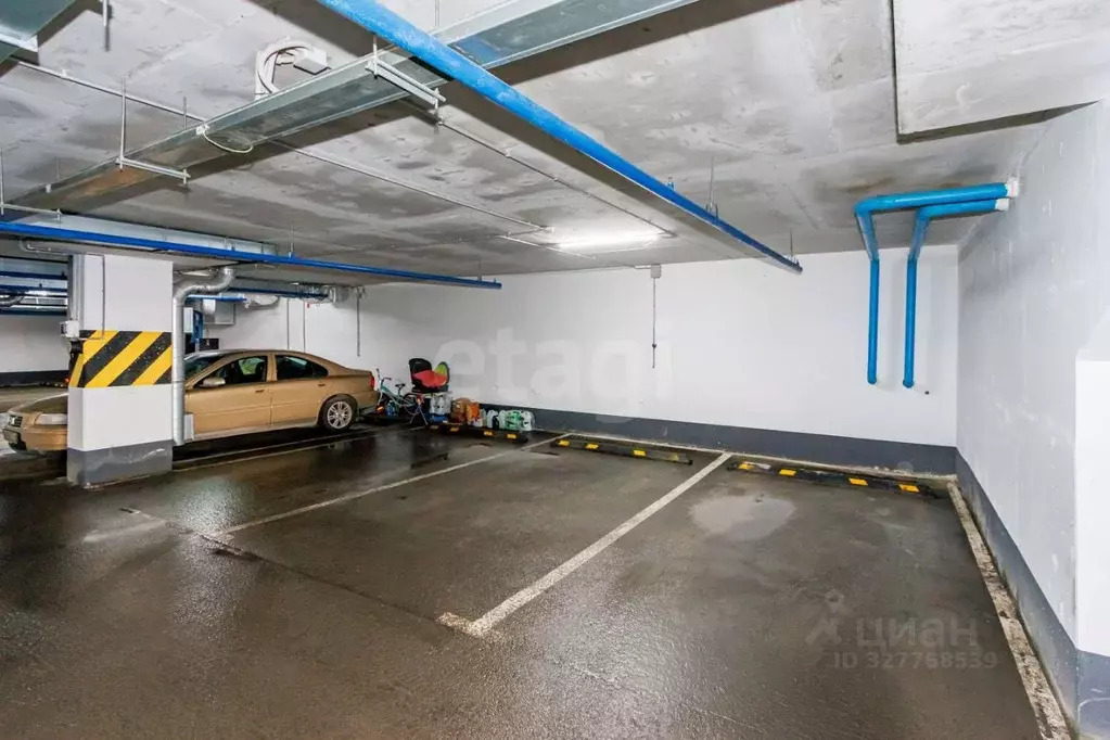 Гараж в Тюменская область, Тюмень ул. Первооткрывателей, 12 (13 м) - Фото 2