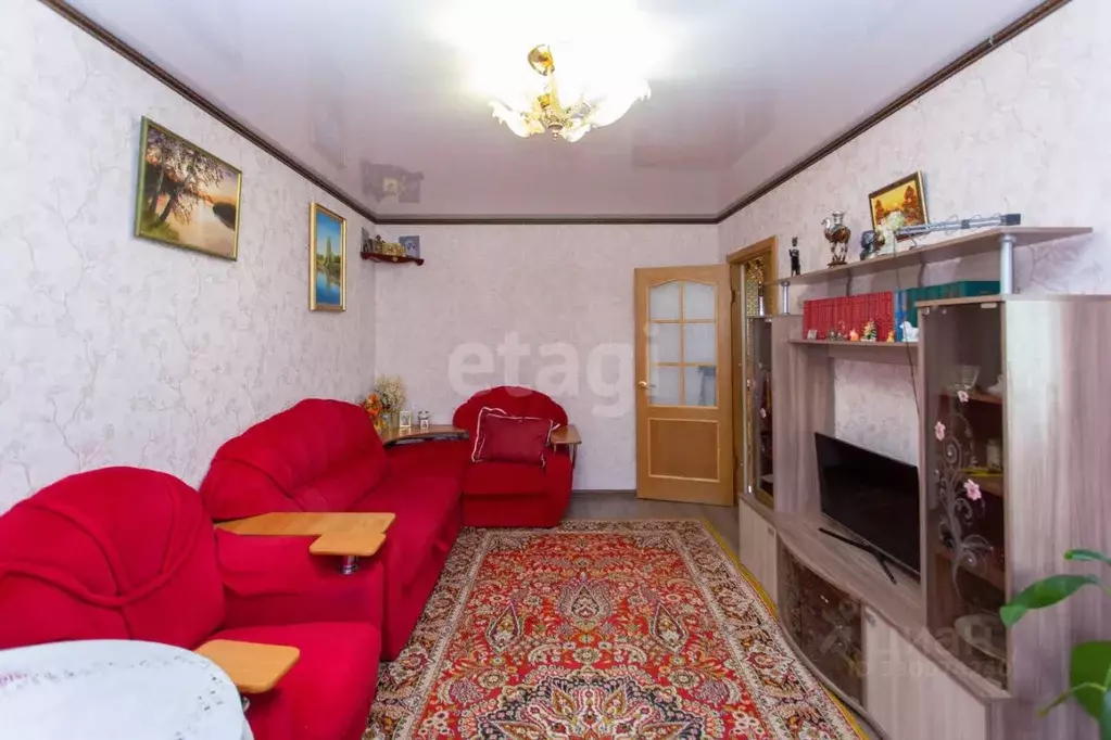 3-к кв. Тюменская область, Тобольск 8-й мкр, 20 (61.1 м) - Фото 1
