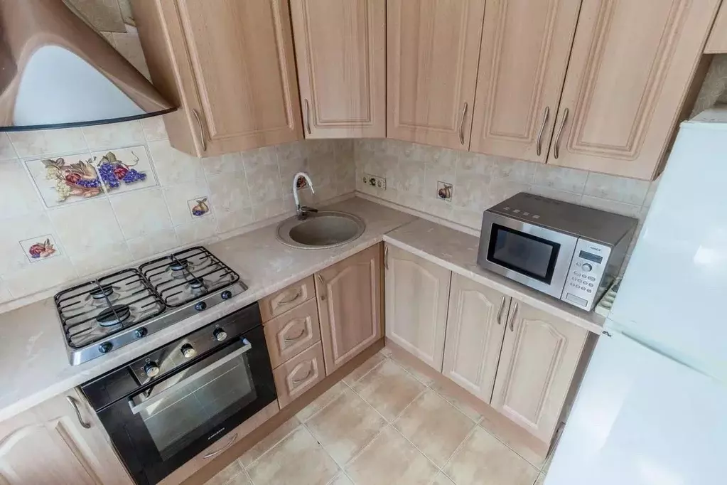 1-к кв. Калининградская область, Калининград ул. Вали Котика, 6 (30.3 ... - Фото 0