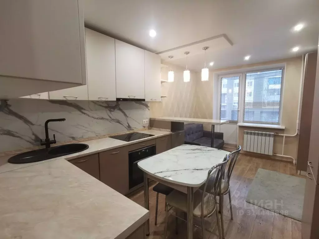 2-к кв. Брянская область, Брянск Мининская ул., 50 (68.0 м) - Фото 1