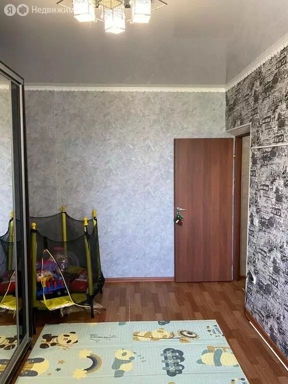 2-комнатная квартира: Астрахань, улица Бабаевского, 1к2 (67 м) - Фото 2