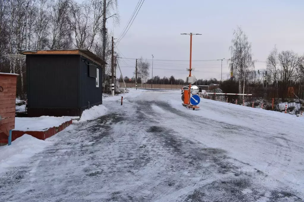 Участок в Ленинградская область, Ломоносовский район, Виллозское ... - Фото 0