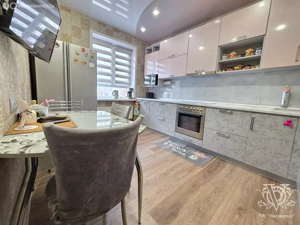 3-комнатная квартира: Ухта, проспект Зерюнова, 18 (69.3 м) - Фото 1