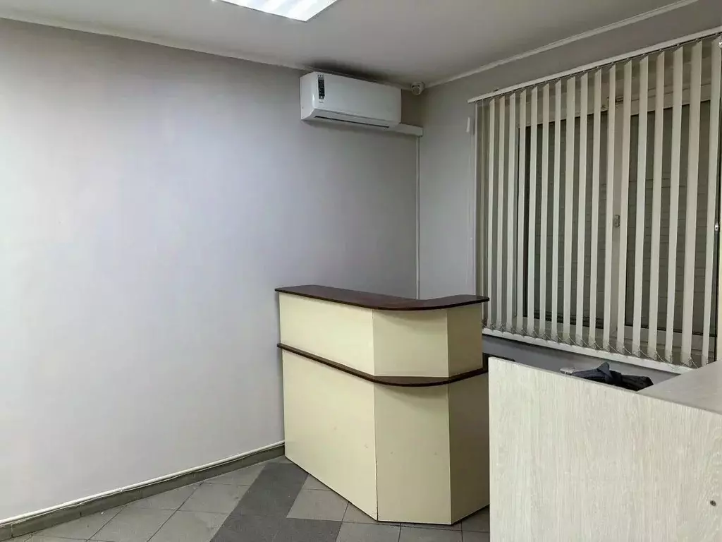 Офис в Омская область, Омск ул. 10 лет Октября, 111 (68 м) - Фото 2