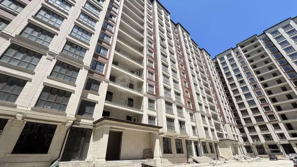 2-к кв. Дагестан, Махачкала ул. Газпромная, 15к1 (92.0 м) - Фото 0