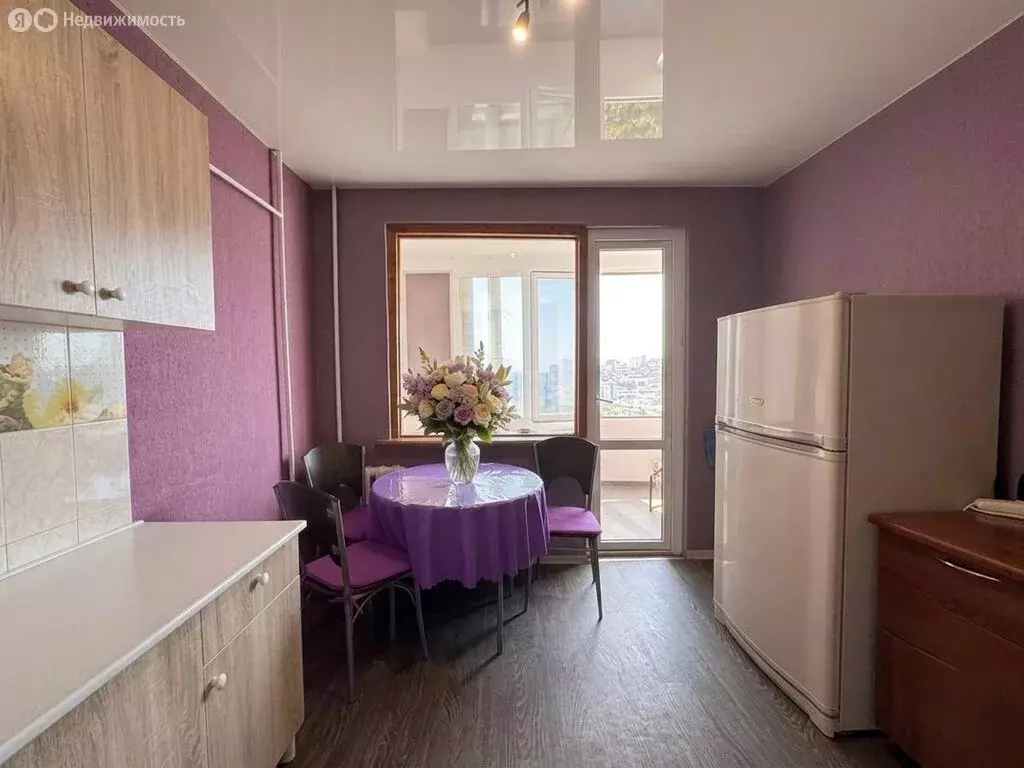 2-комнатная квартира: Ялта, улица Крупской, 20к2 (65 м) - Фото 2