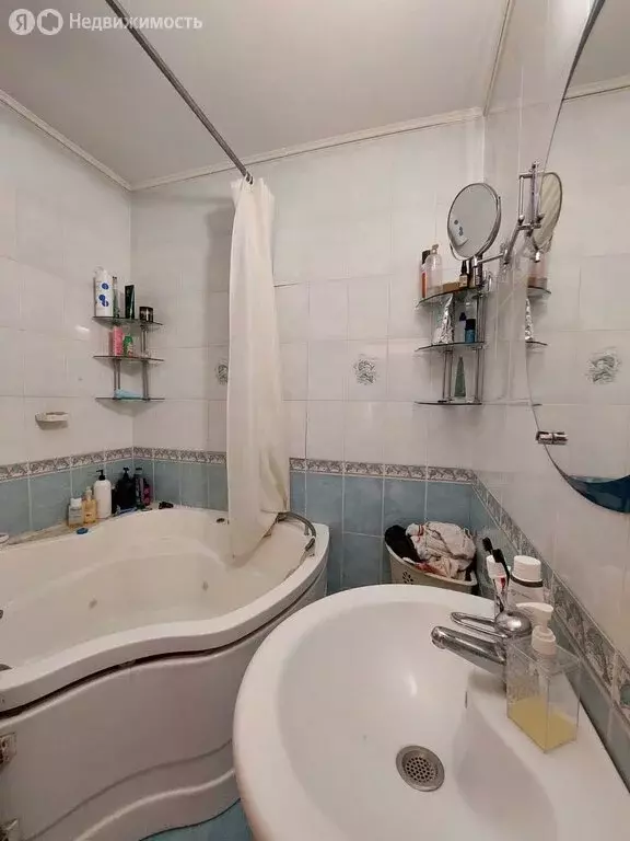 3-комнатная квартира: Находка, Бокситогорская улица, 43 (62.5 м) - Фото 1