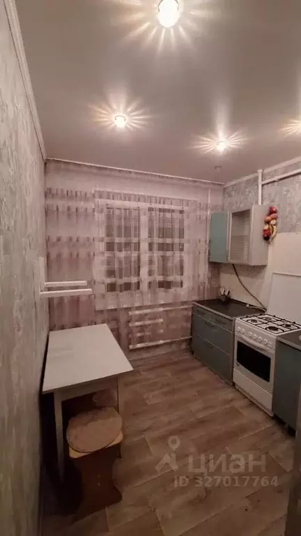 2-к кв. Белгородская область, Алексеевка Республиканская ул., 67 (44.7 ... - Фото 2