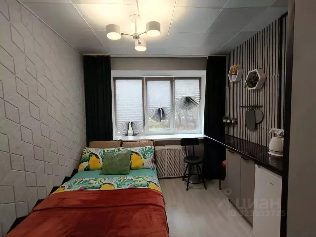 Комната Свердловская область, Екатеринбург ул. Шаумяна, 90 - Фото 2