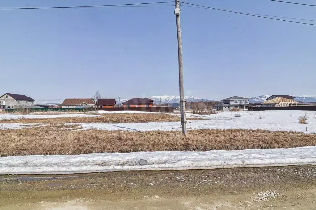 Участок в Сахалинская область, Южно-Сахалинск городской округ, с. ... - Фото 1