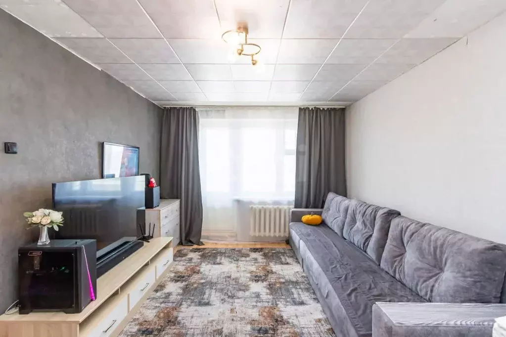 1-к кв. Тюменская область, Тюмень ул. Новоселов, 12к2 (35.0 м) - Фото 1