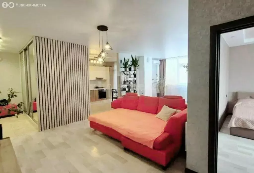 2-комнатная квартира: Севастополь, улица Руднева, 26/4 (65 м) - Фото 1