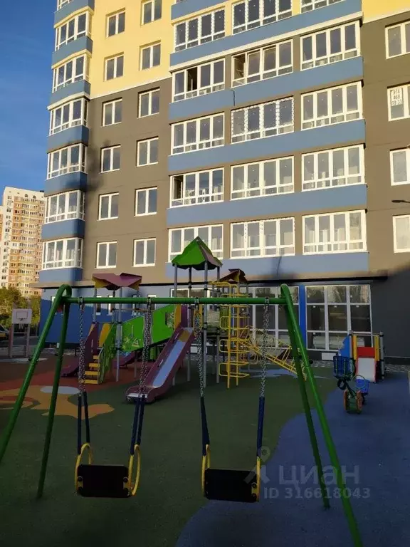 2-к кв. Краснодарский край, Анапа Астраханская ул., 71А (58.6 м) - Фото 1