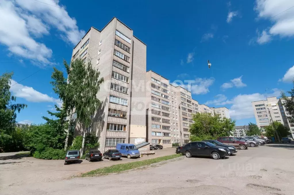 3-к кв. Кировская область, Киров Хлыновская ул., 20 (62.6 м) - Фото 0