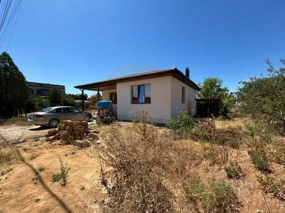 Дом в Крым, Сакский район, с. Орехово ул. Параллельная (97 м) - Фото 2