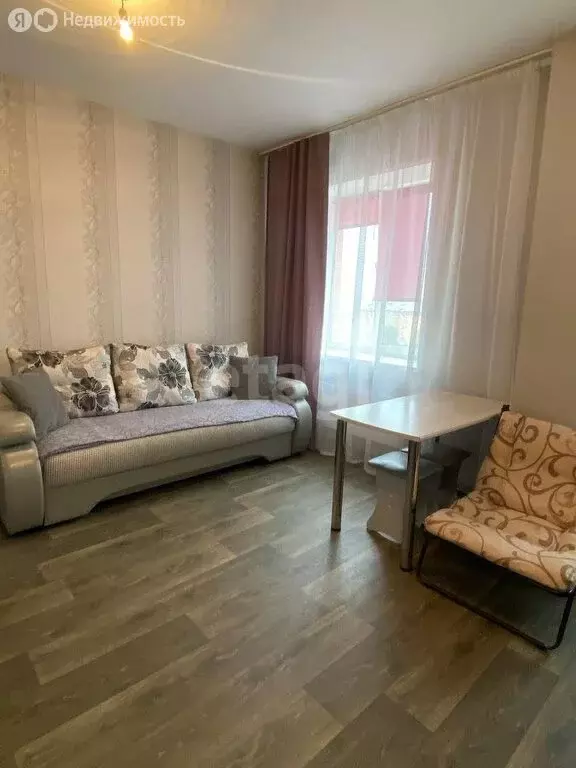 Квартира-студия: Абакан, улица Торосова, 7к1 (27 м) - Фото 0