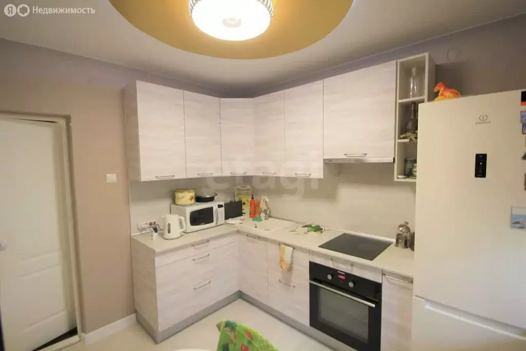 2-комнатная квартира: Ялуторовск, улица Менделеева, 5 (52 м) - Фото 1